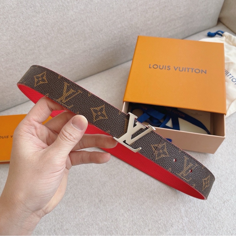 Louis Vuitton Women’s Brown and Pink Monogram Belt - Picture 3 of 7